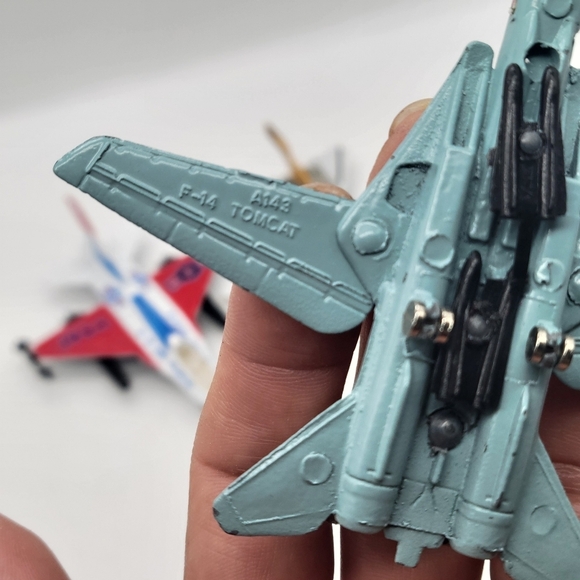 VTG Lot of 3 Jet Toy, General Dynamics F-16 Tomcat F-14 / A 152 EF-111 DieCast - Picture 3 of 10